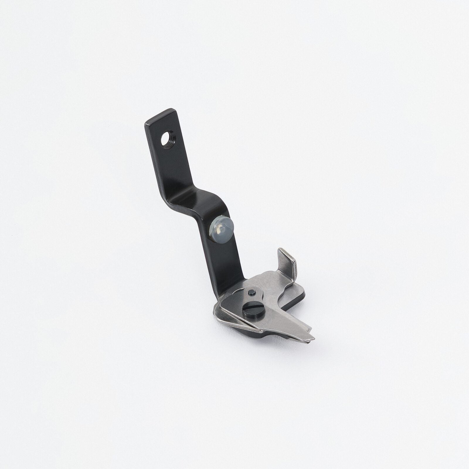 Tijera de ojaladora Brother para máquina de coser industrial | Galga Colombia